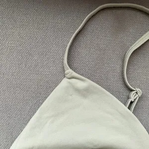 Alo Yoga Alo Yoga Splendor Bra Candy Limestone/Black S thumbnail 3