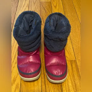 The North Face ThermoBall Utility Mid Boots Pink‎ Purple Women's Size 7 thumbnail 2