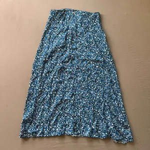 Shein ditsy floral crepe midi skirt thumbnail 2