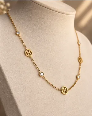Set of 3 pieces of jewelry for women thumbnail 2