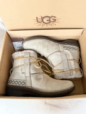 UGG Australia Cove Fieldstone Suede Sheepskin Boots 5136 Womens 8 With Box thumbnail 5