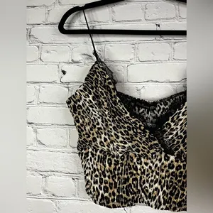 Endless Blu Holding‎ On Lace Leopard crop top size large new with tags Black thumbnail 4