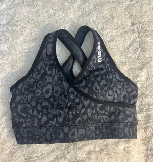 Adapt Camo Seamless Sports Bra thumbnail 1
