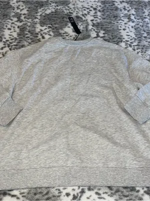 Jane & Delancey Sweatshirt thumbnail 9