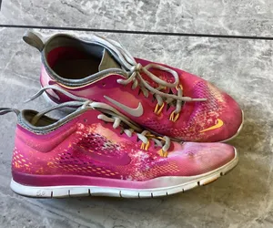 Nike Free TR Fit 4 Womens Training Shoes Pink Orange 629832-100 Size 8.5 thumbnail 1