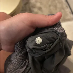 Lululemon Hot Hot Shorts thumbnail 4