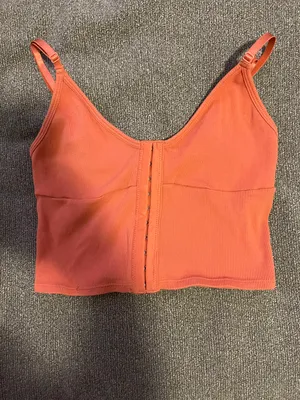 Crop Top Orange Size M thumbnail 1
