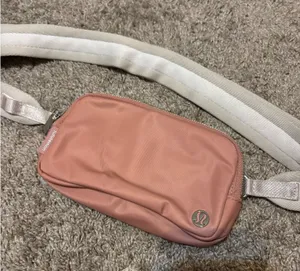 Lululemon Belt Bag thumbnail 1