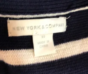 NEW YORK & COMPANY Blue & White V-Neck Jersey Top thumbnail 5