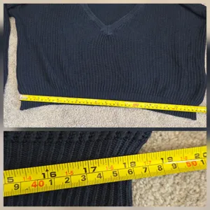 Brandy Melville Cotton Navy Blue Ribbed Cropped V Neck Pullover Sweater One Size thumbnail 9