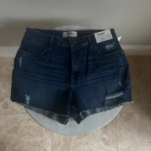 Wrangler Women's Deep Indigo Jean Shorts thumbnail 2
