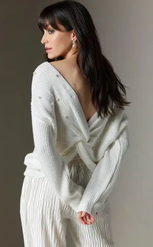Francesca's Sweater thumbnail 1