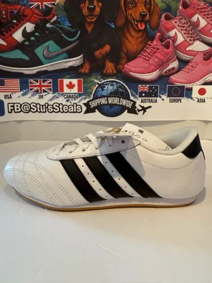 Women’s Adidas Taekwondo Lace size 6W with spare laces thumbnail 2