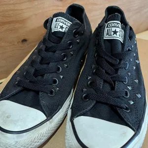 Converse Women's Black and Navy Trainers thumbnail 3