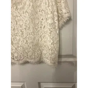 NWOT Boutique Ivory Floral Lace Crop Top Women's Short Sleeve Romantic(Approx M) thumbnail 4