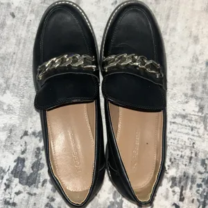 BCBGENERATION Tinaa Curb Chain Loafers‎ In Black Size 9M thumbnail 2