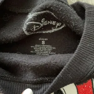 Disney Mickey Mouse christmas sweatshirt thumbnail 2