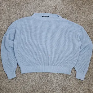 Brandy Melville Light Blue Ribbed‎ Knit Cropped Sweater thumbnail 7