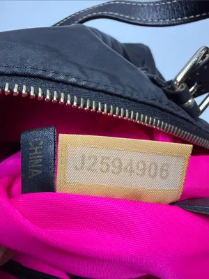 Dooney & Bourke Nina Large Tote Shoulder Bag in Black thumbnail 7