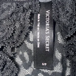 Vintage Victoria's Secret Y2K Fairy The Lacie Lace Babydoll Bow Sheet Black Cami thumbnail 8