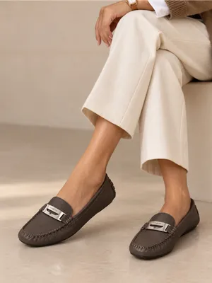 Coach Brown Leather Slip-On Driving Loafers with Silver Hardware Studded Sole thumbnail 8