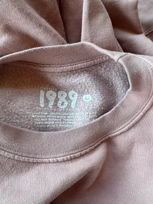 Taylor Swift Sweatshirt and Sweat Pants thumbnail 7
