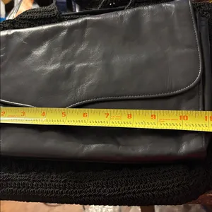 Elegant Black ladies Bag thumbnail 5