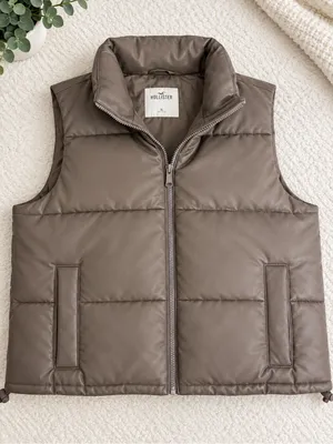 Women’s Hollister vegan leather Puffer Vest thumbnail 1