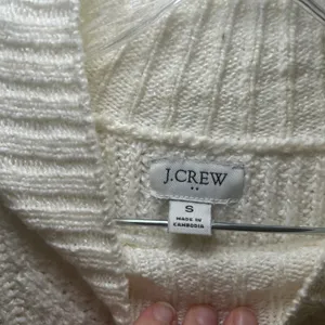 J.Crew Ivory White Mock Neck Cable Knit Sweater Small minimal cozy classic basic thumbnail 4