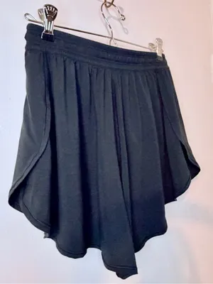 Lululemon Black Running Shorts Size 6 Drawstring 3” Inseam thumbnail 6