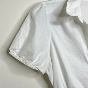 The Limited Short Sleeve White Blouse Top Women’s Size Medium Ties in Back thumbnail 4