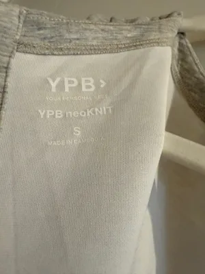 Abercrombie YPB neoKnit Grey Jumpsuit thumbnail 4