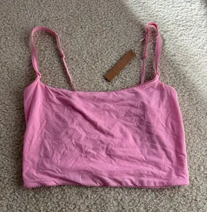 SKIMS Pink Cropped Camisole Tank thumbnail 1