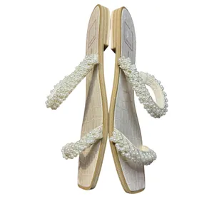 Dolce Vita Shoes‎ Womens Size 9 White Pearl Beaded Slide Sandals Flat Dressy thumbnail 8