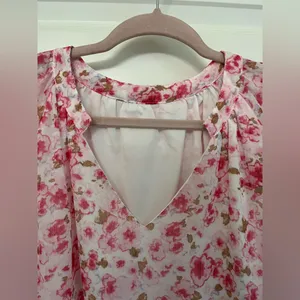 Pink Floral Short Sleeved V Neck Blouse Size L thumbnail 4