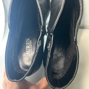 Lauren‎ Ralph Lauren Cabrey 7.5B Black Leather Ankle Boots Block Heel Zip Buckle thumbnail 5