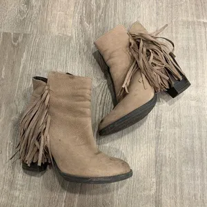 Steve Madden Beige Tassel Booties thumbnail 1