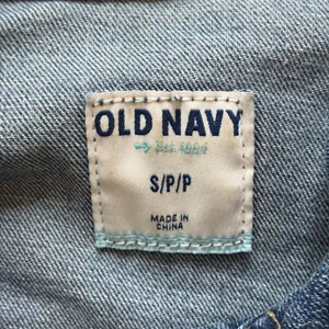 Old Navy Women's Denim Jacket Medium Wash Stretch Denim Trucker Cowgirl Blue Size Small thumbnail 5