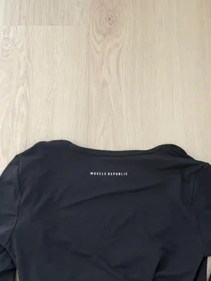 Muscle Republic Wrap Long Sleeve - Black - Medium thumbnail 2