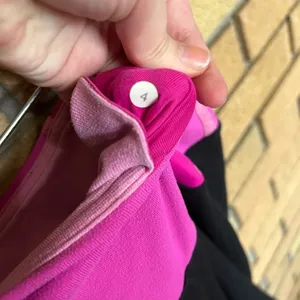 Lululemon Pink High Waisted Flare Yoga Pants Leggings Mid Length Women’s Size 4 thumbnail 3