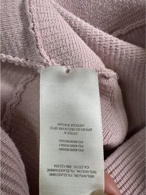 Aritzia Babaton Sculpt Deep V-neck Cropped Halo Pink Sz Large Spring Pastel thumbnail 8