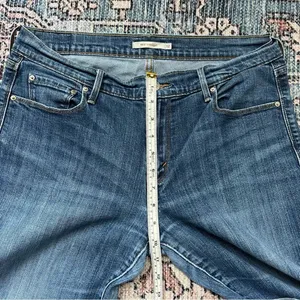 Levi's 505 Straight Dark Wash Straight Leg Jeans Size 12 Mid Rise Denim thumbnail 6