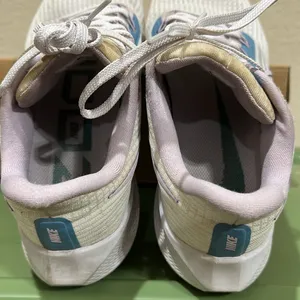 Nike Air Zoom Pegasus 39 'White Cerulean' Sneakers thumbnail 9