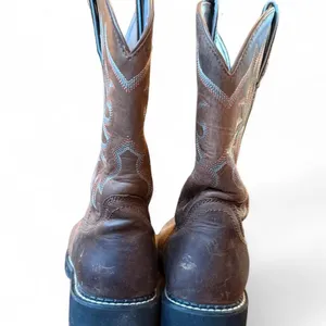 Ariat Women’s Size 8B Brown Leather Cowboy Western Boots Embroidered Stars thumbnail 6