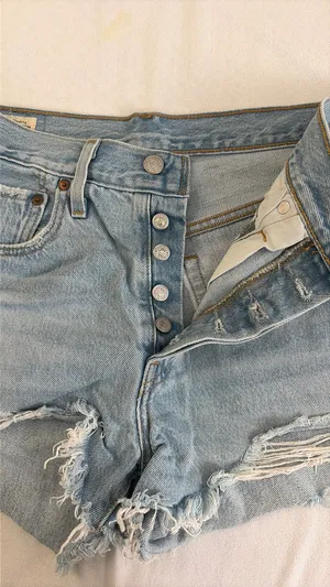 Levi’s 501 Denim Shorts thumbnail 4