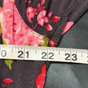 Victoria's Secret Floral Cozy Gown. Size M thumbnail 9