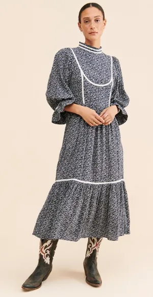 Anthropologie Meadows Amaryllis Blue White Floral Peasant Boho Dress Size 6 thumbnail 1