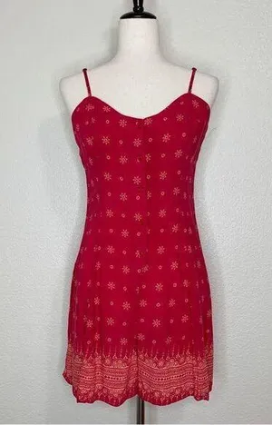 NWOT Mudd Women’s Size Large Red Floral Romper thumbnail 1