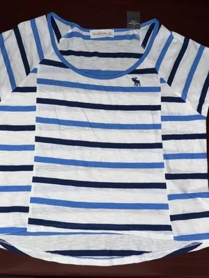 😀 3 for $20 NWT Womens Size Small Abercrombie Fitch Striped Relaxed Fit T-Shirt thumbnail 1