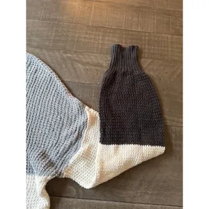 American Eagle Women's color-block gray white black waffle-knit henley sweater S thumbnail 4